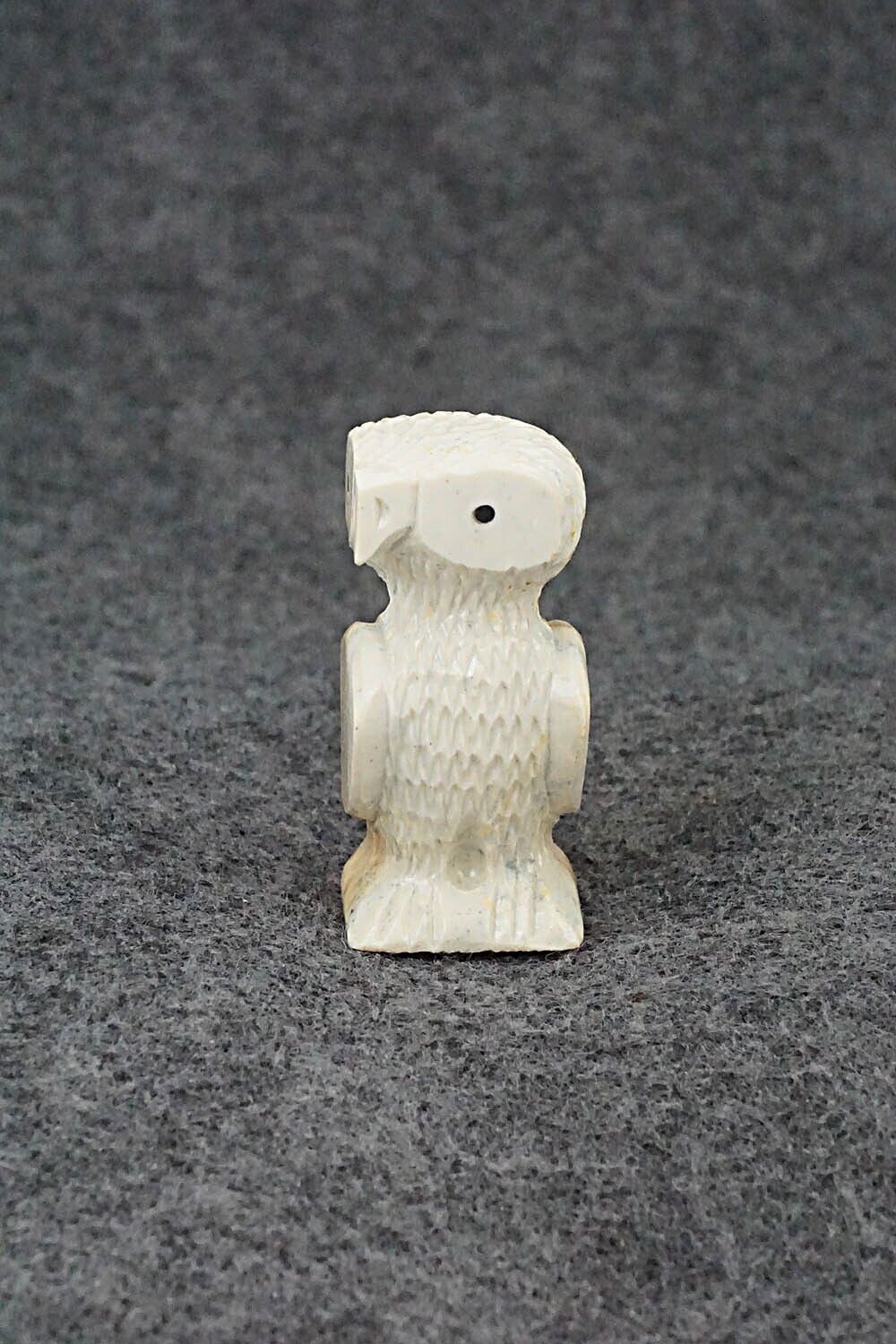 Owl Zuni Fetish Carving - Jesus Espino