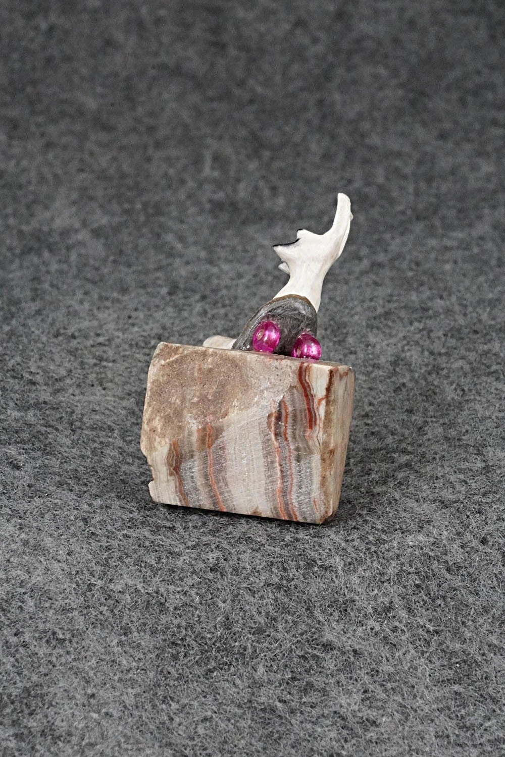 Raccoon Zuni Fetish Carving - Ruben Najera