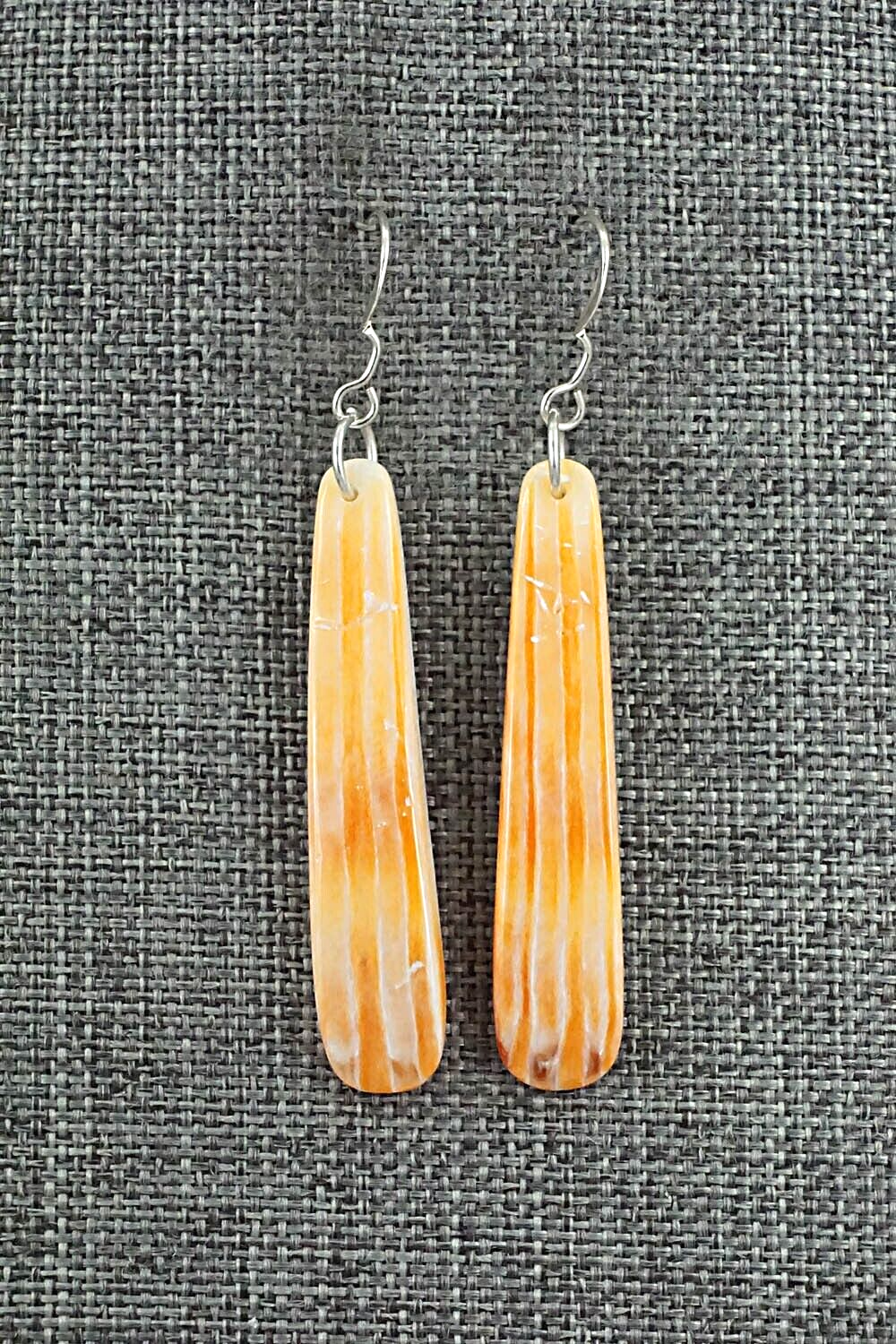Spiny Oyster & Sterling Silver Earrings - Jesus Espino