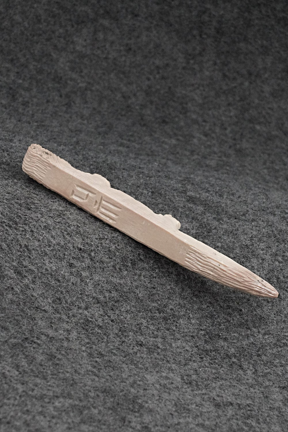 Otter Zuni Fetish Carving - Jesus Espino