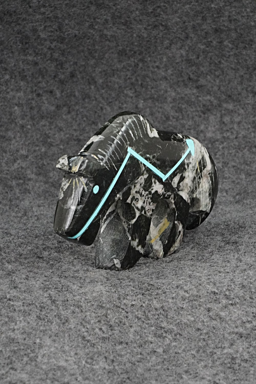 Horse Zuni Fetish Carving - Kenric Laiwakete
