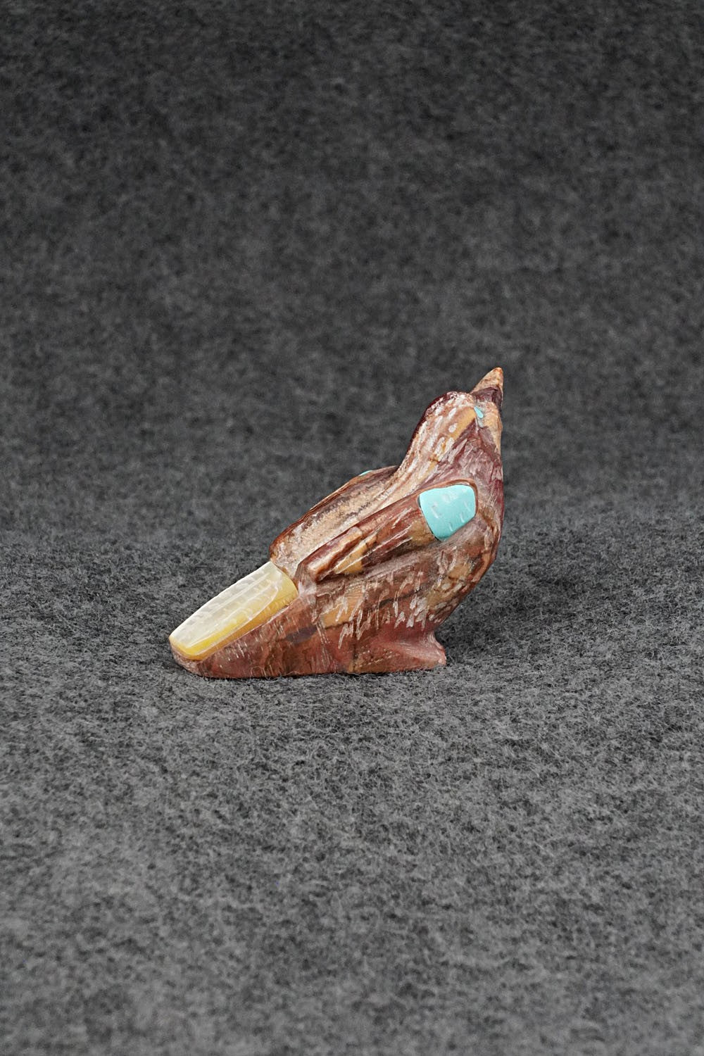Bird Zuni Fetish Carving - Freddie Leekya