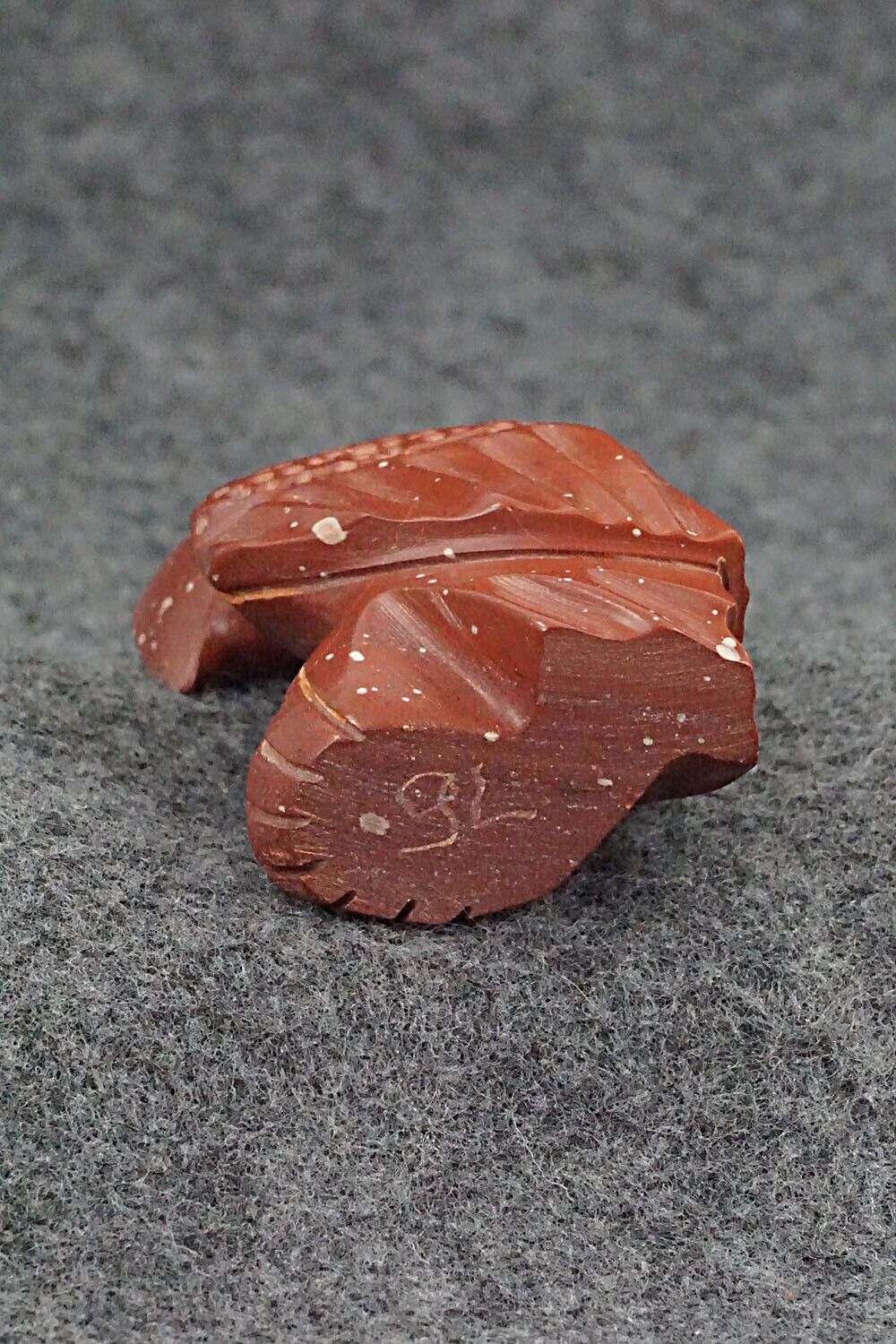 Eagle Zuni Fetish Carving - Gilbert Lonjose