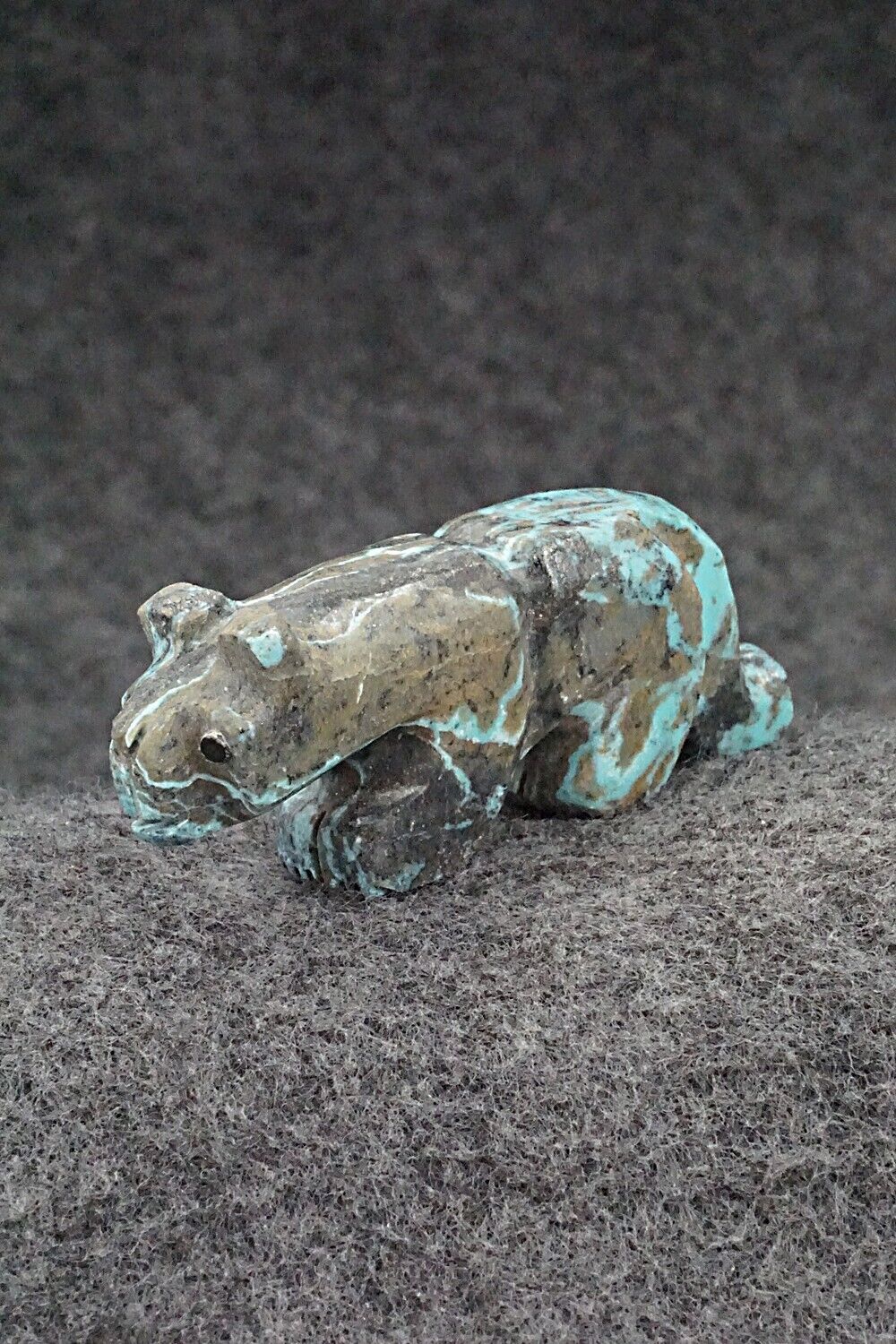 Mountain Lion Zuni Fetish Carving - Reynold Lunasee