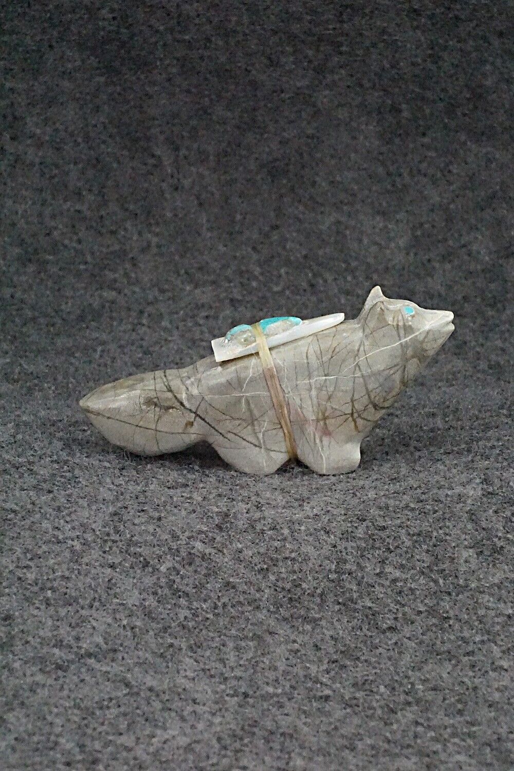 Wolf Zuni Fetish Carving - Delvin Leekya