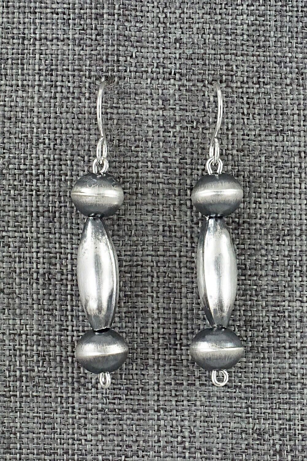 Sterling Silver Navajo Pearl Earrings - Tonisha Haley