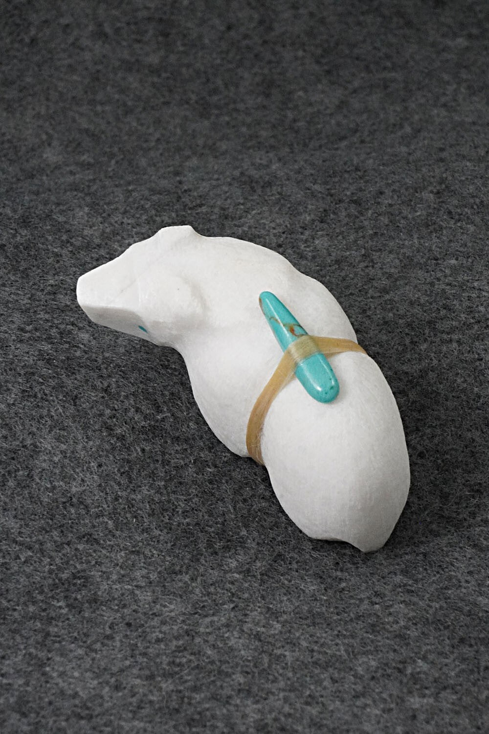 Bear Zuni Fetish Carving - Herbert Halate