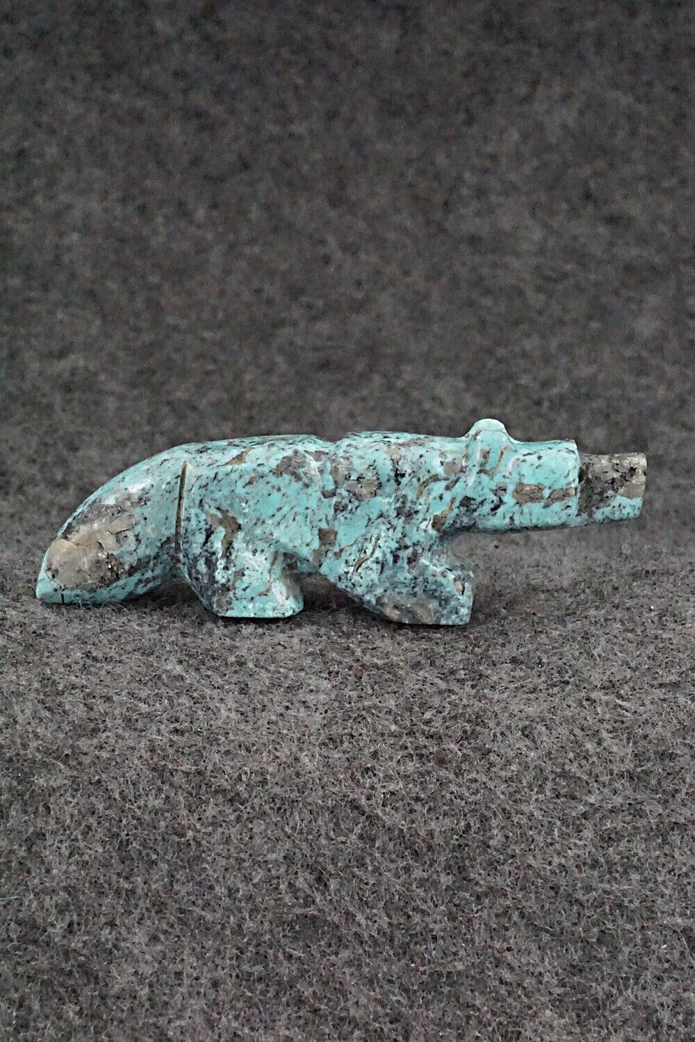 Wolf Zuni Fetish Carving - Reynold Lunasee