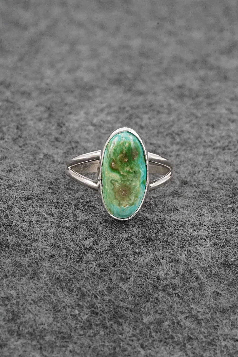 Turquoise & Sterling Silver Ring - Rosemary Saunders - Size 6