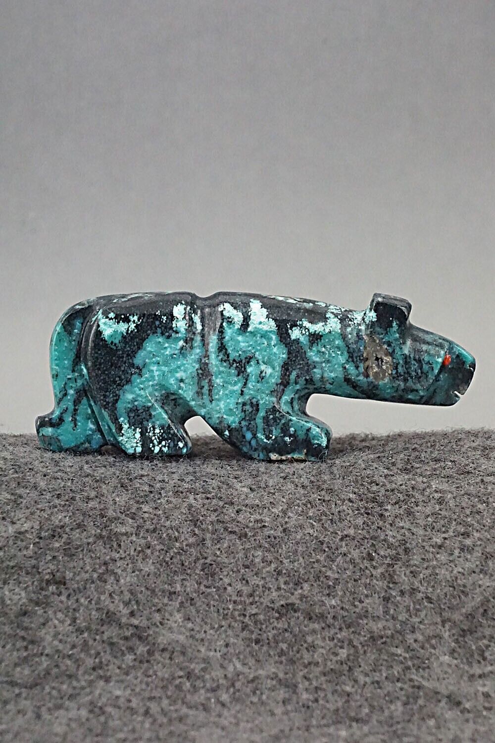 Mountain Lion Zuni Fetish Carving - Reynold Lunasee