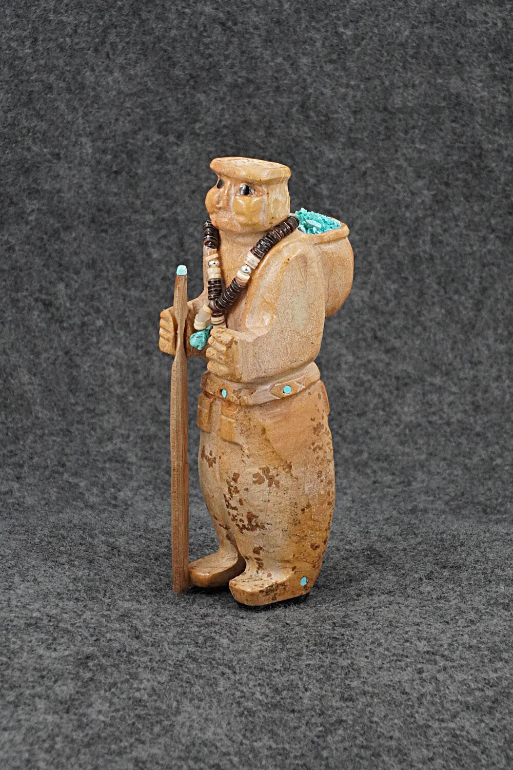 Hopi Man Zuni Fetish Carving - Freddie Leekya