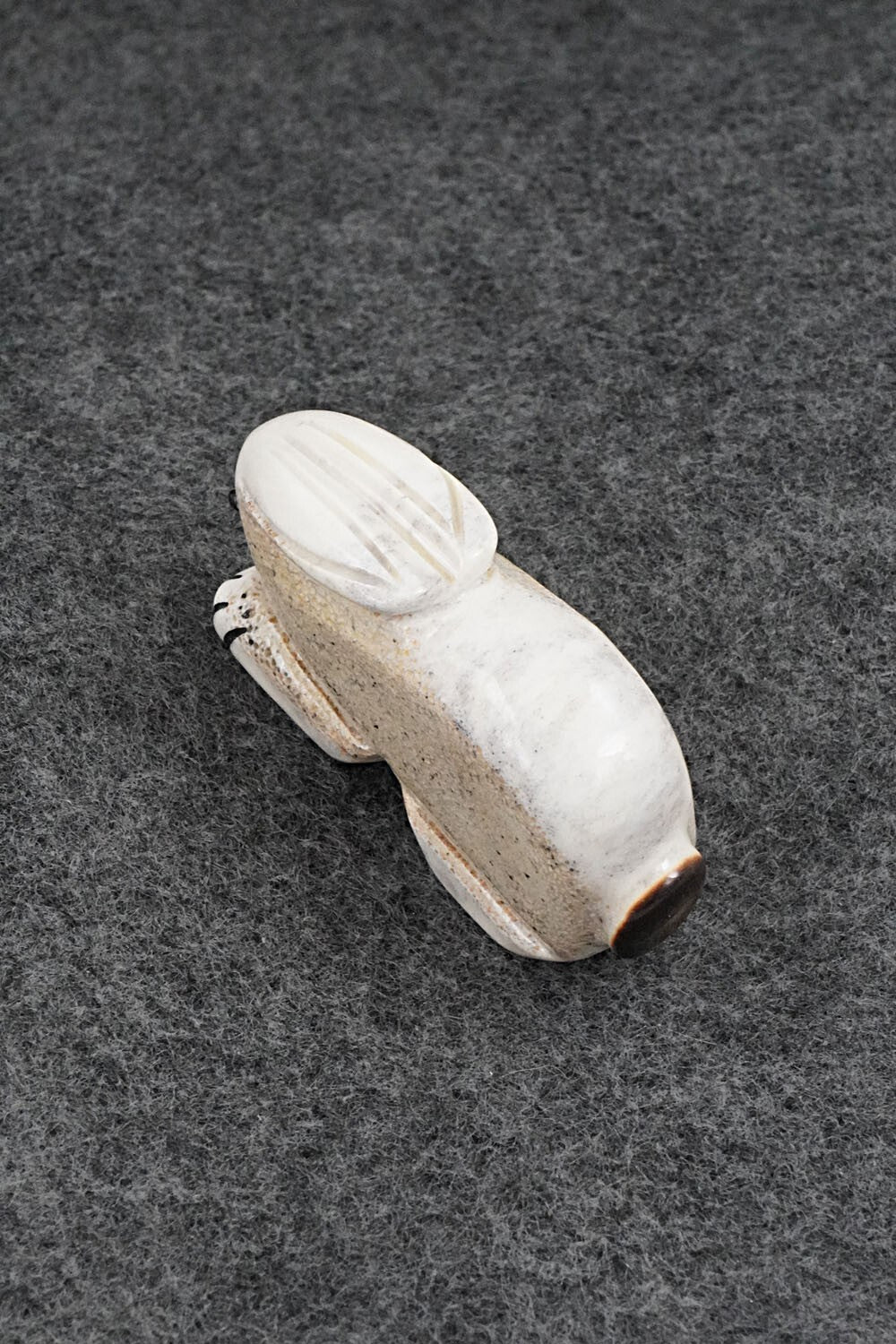 Rabbit Zuni Fetish Carving - Claudia Peina