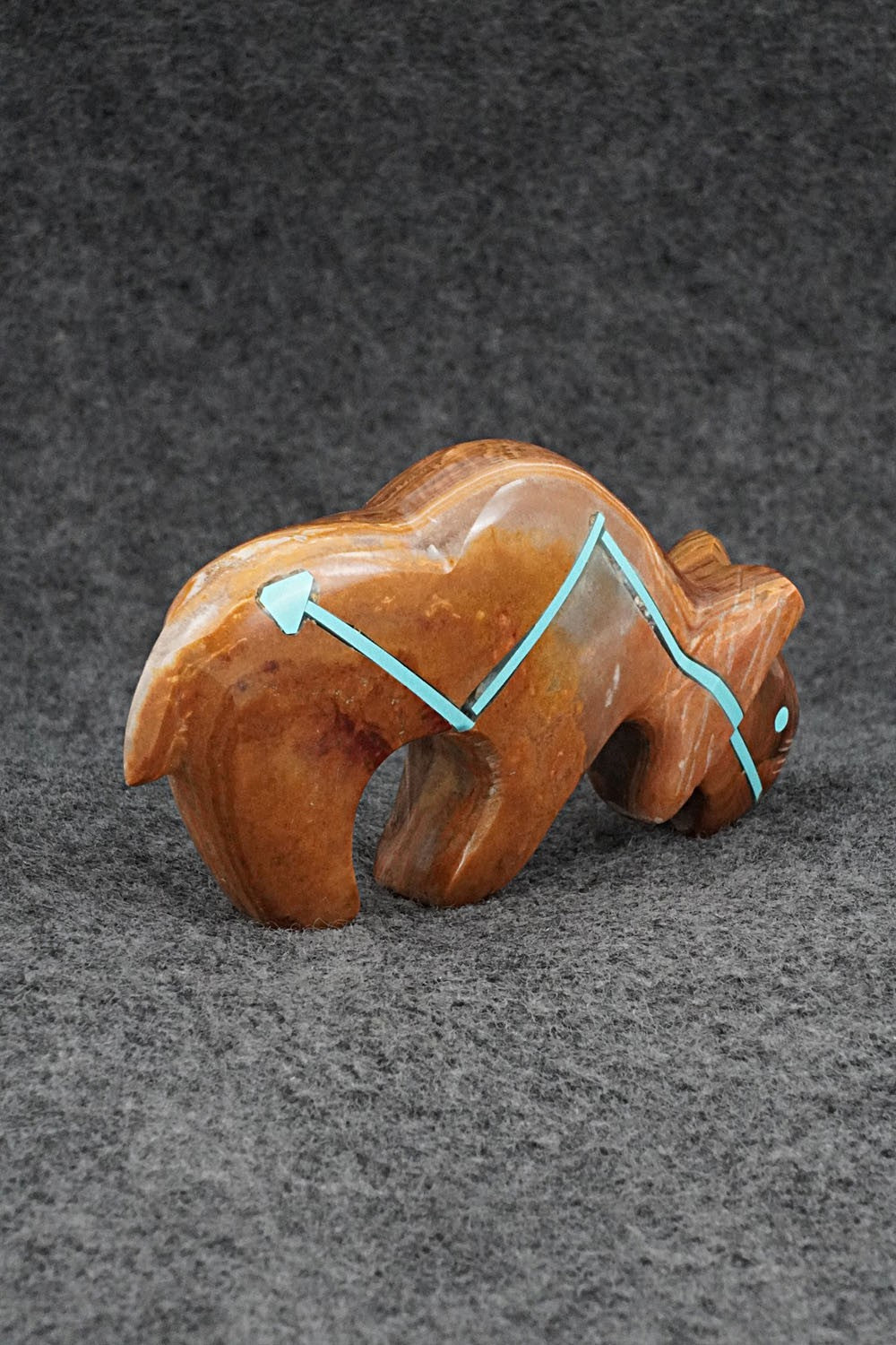 Bobcat Zuni Fetish Carving - Kenric Laiwakete