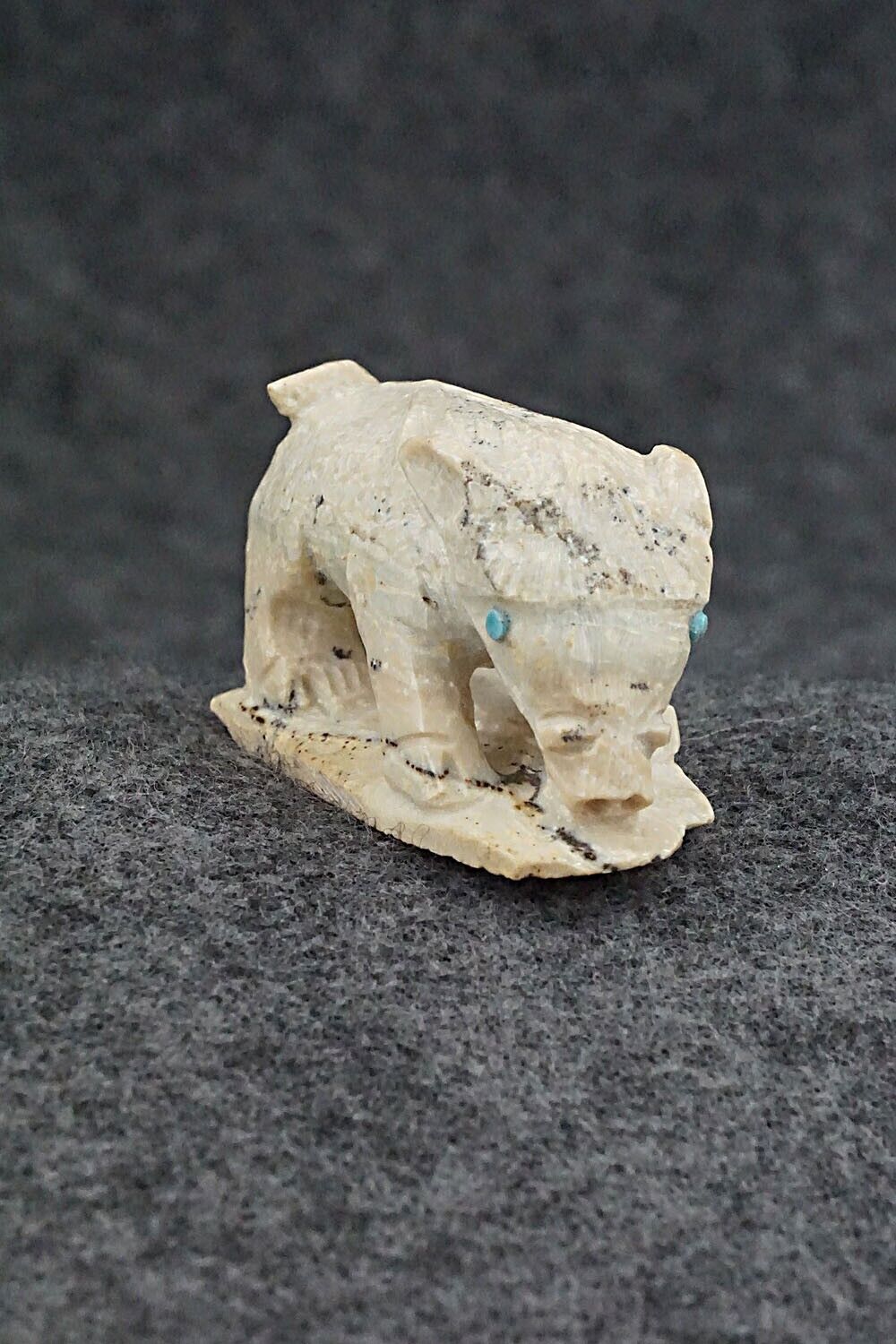 Boar Zuni Fetish Carving - Derrick Kaamasee