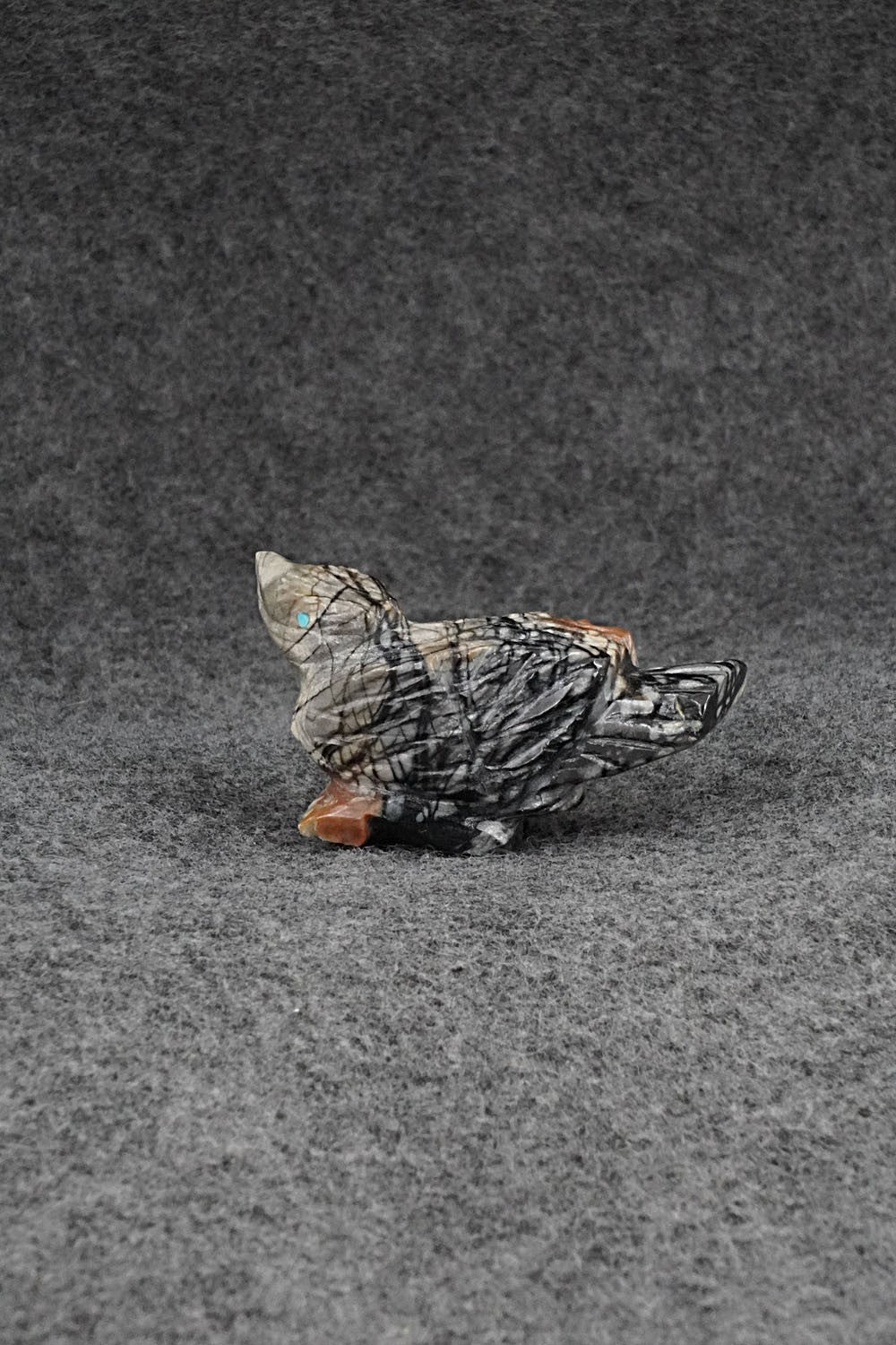 Eagle Zuni Fetish Carving - Tony Mackel