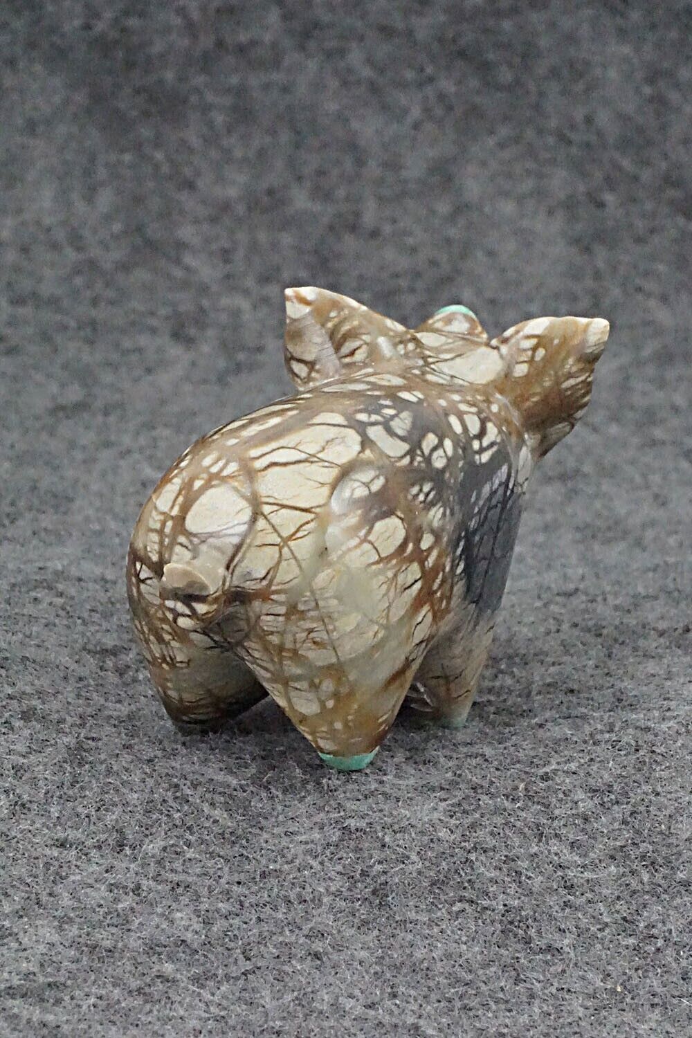 Pig Zuni Fetish Carving - Enrike Leekya