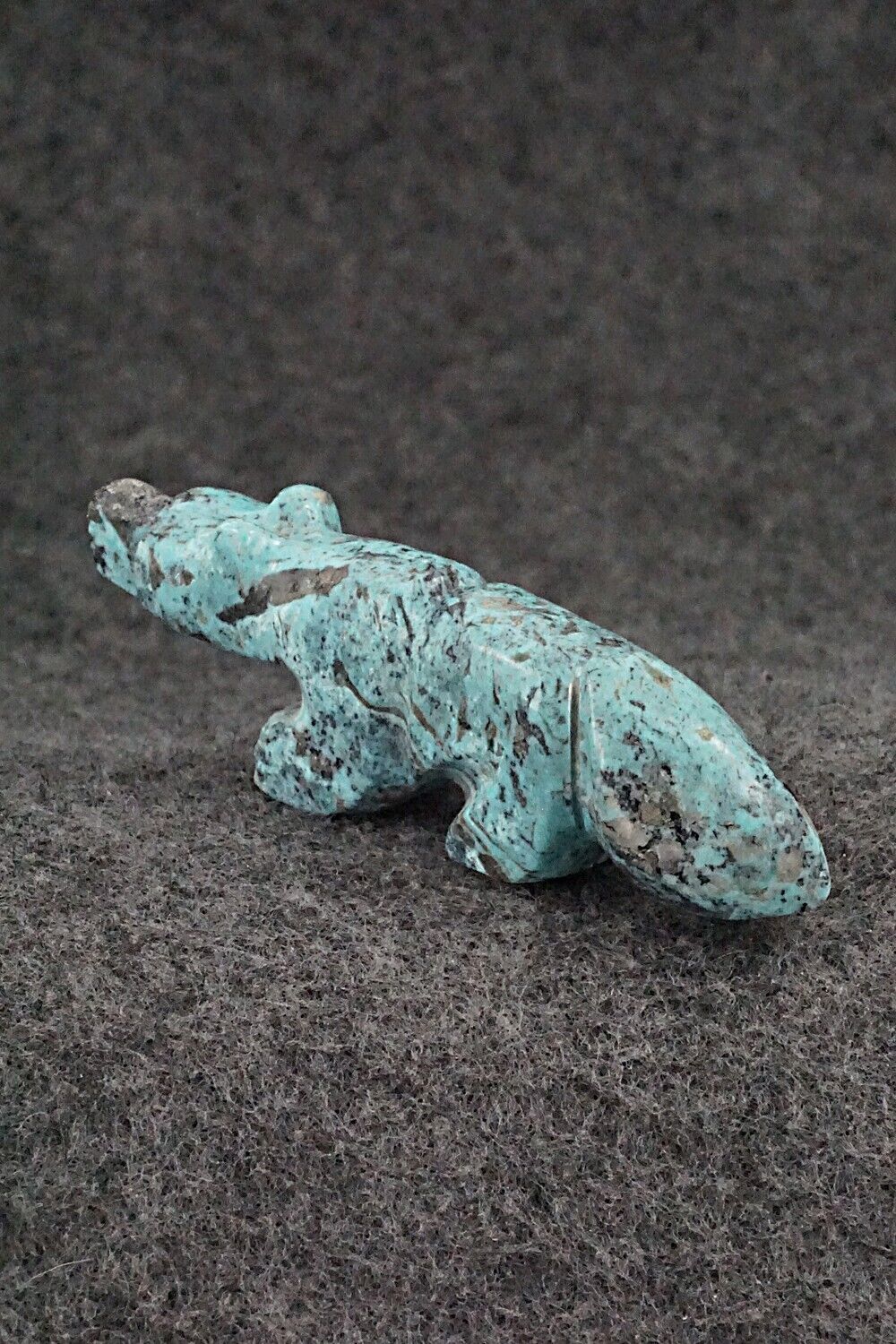 Wolf Zuni Fetish Carving - Reynold Lunasee