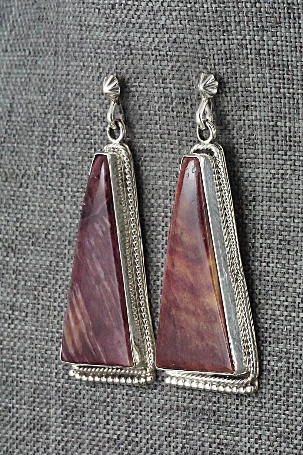 Spiny Oyster & Sterling Silver Necklace and Earrings Set - Annie Spencer