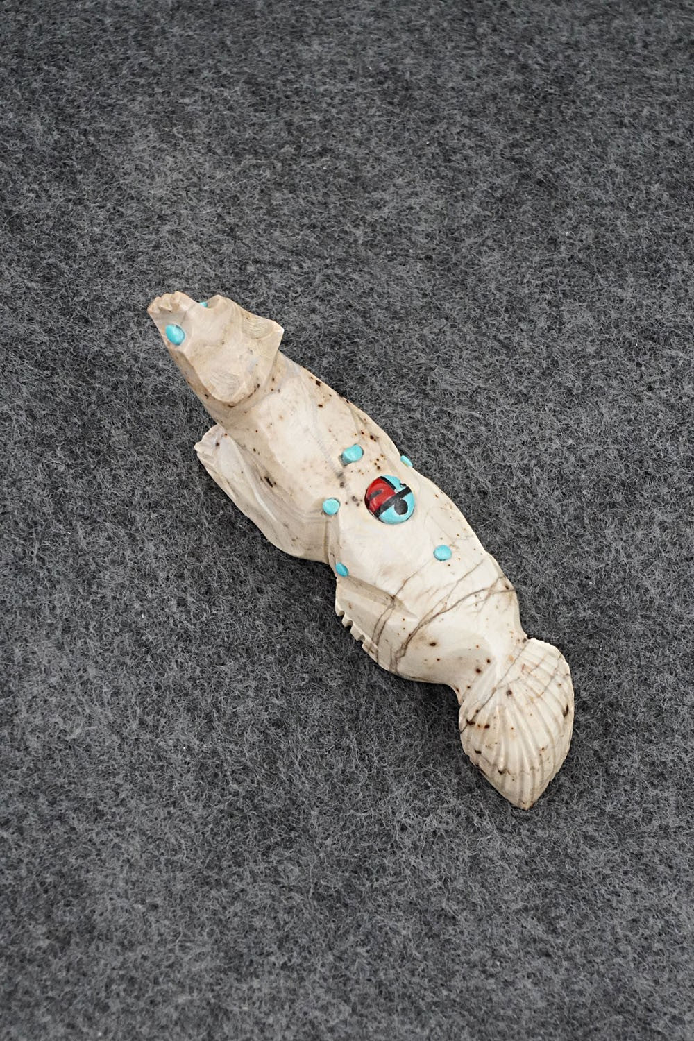 Fox Zuni Fetish Carving - Dannette Laate