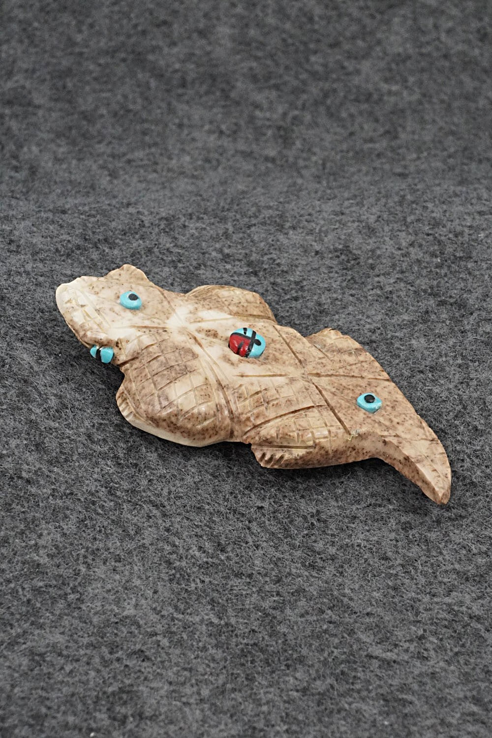 Lizard Zuni Fetish Carving - Danette Laate
