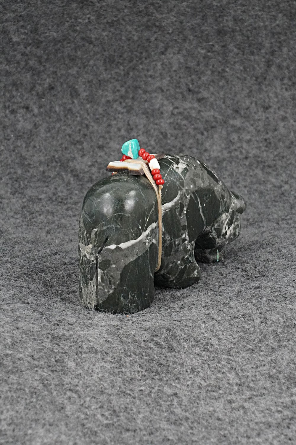 Bear Zuni Fetish Carving - Douglas Martza