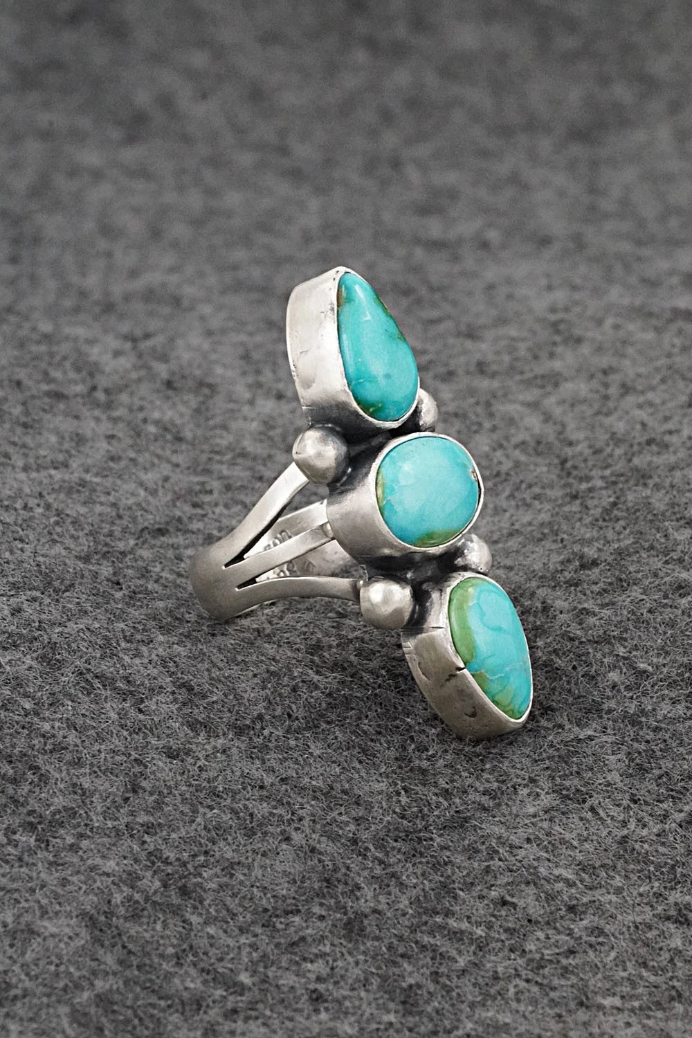 Turquoise & Sterling Silver Ring - Bobby Johnson - Size 7