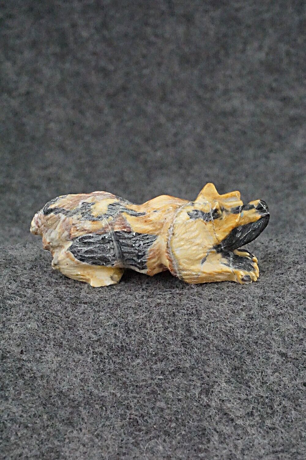 Wolf Zuni Fetish Carving - Tony Mackel