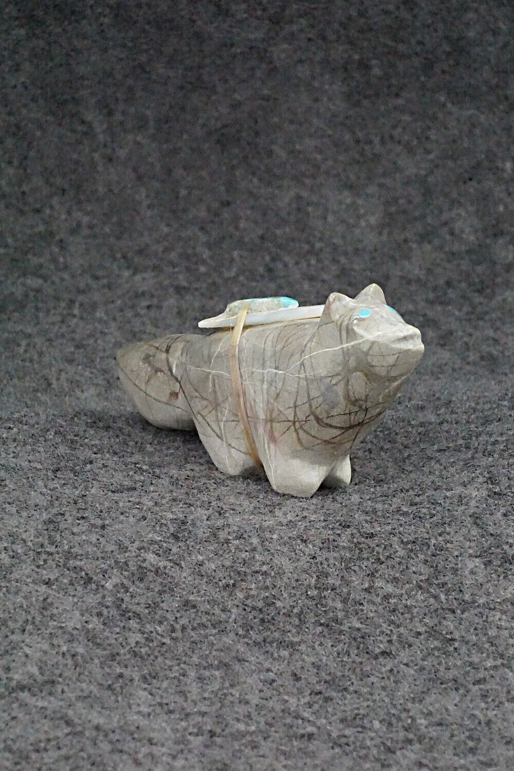 Wolf Zuni Fetish Carving - Delvin Leekya