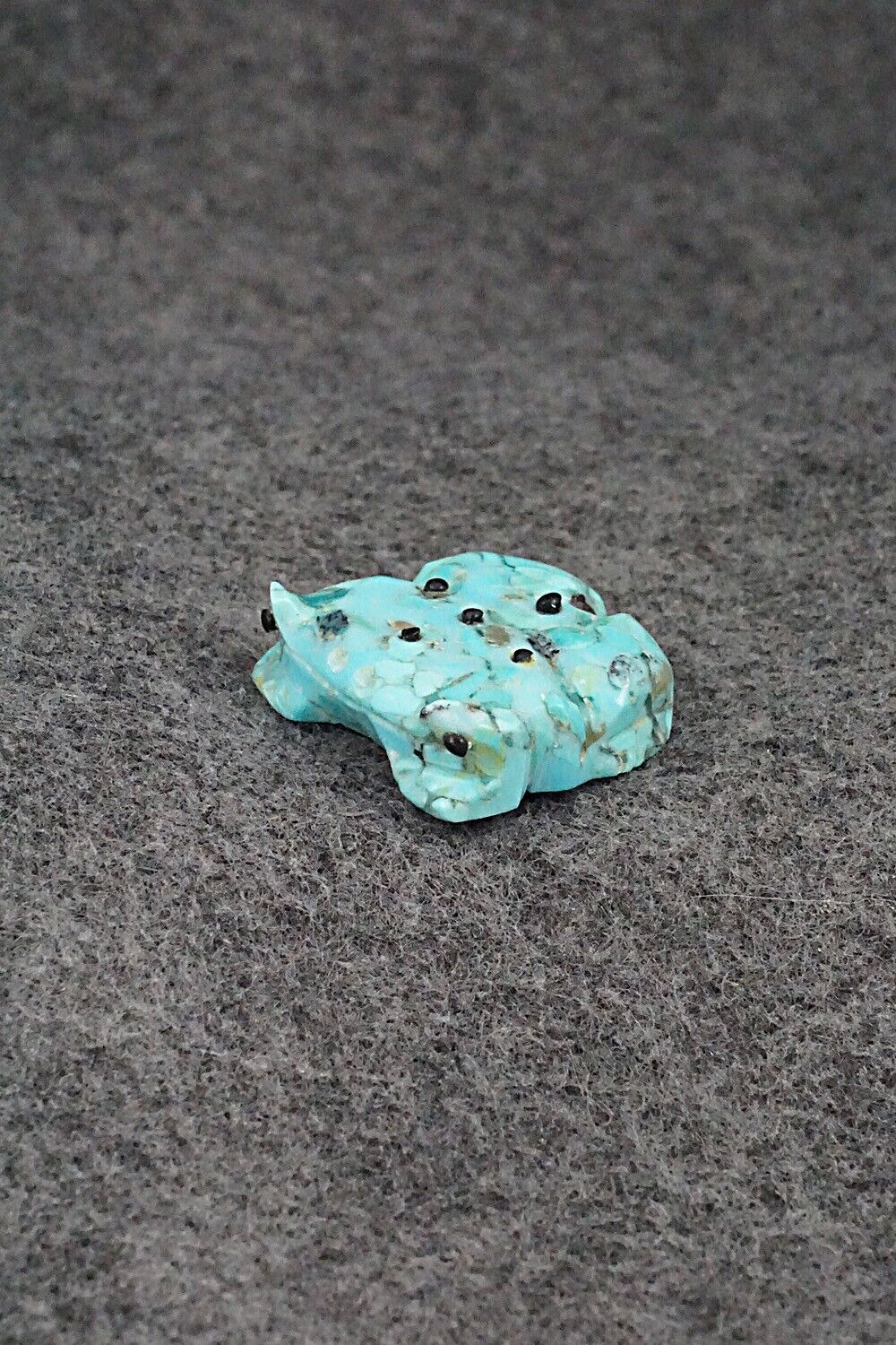 Frog Zuni Fetish Carving - Danette Laate