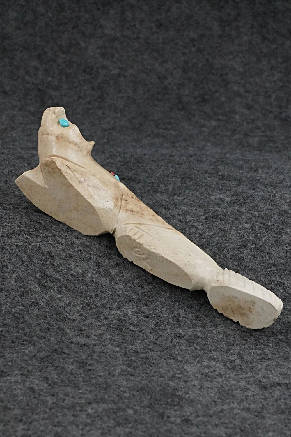 Fox Zuni Fetish Carving - Danette Laate
