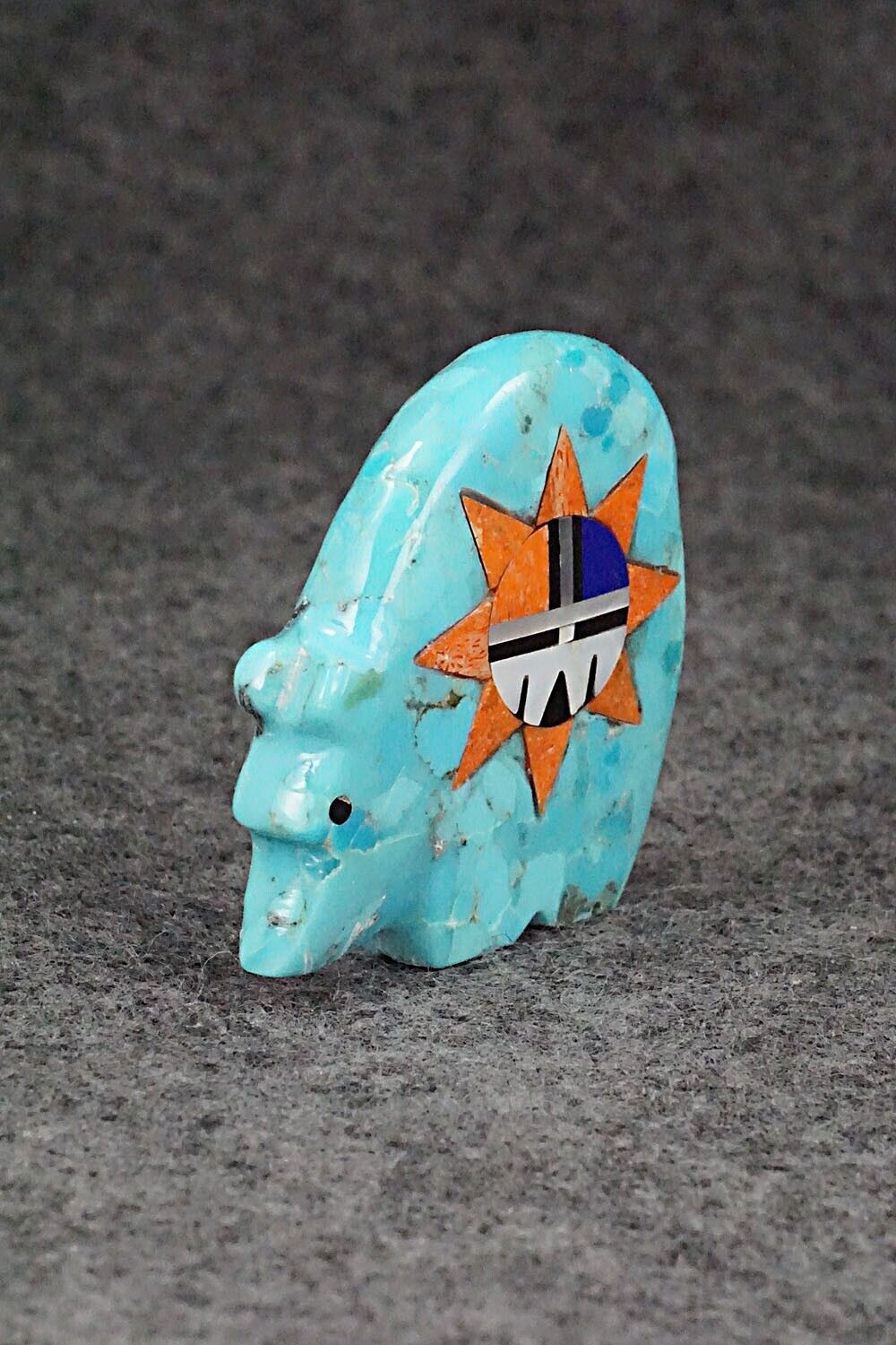 Bear Zuni Fetish Carving - Andres Lementino
