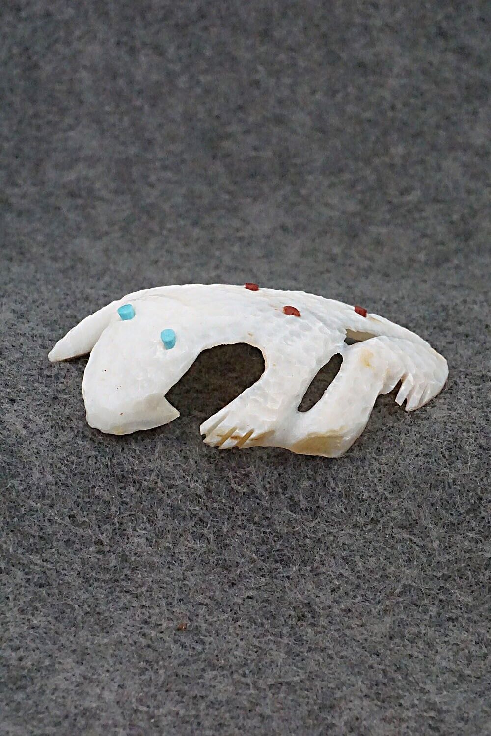 Frog Zuni Fetish Carving - Tyrone Poncho
