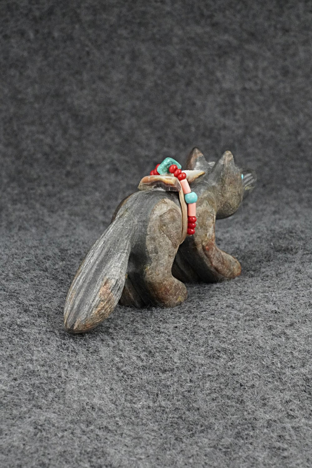 Wolf Zuni Fetish Carving - Douglas Martza
