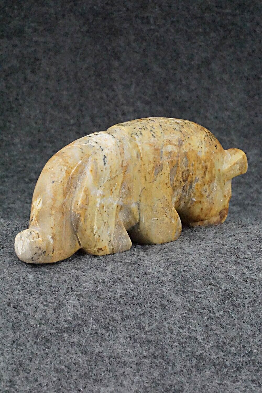 Mountain Lion Zuni Fetish Carving - Reynold Lunasee