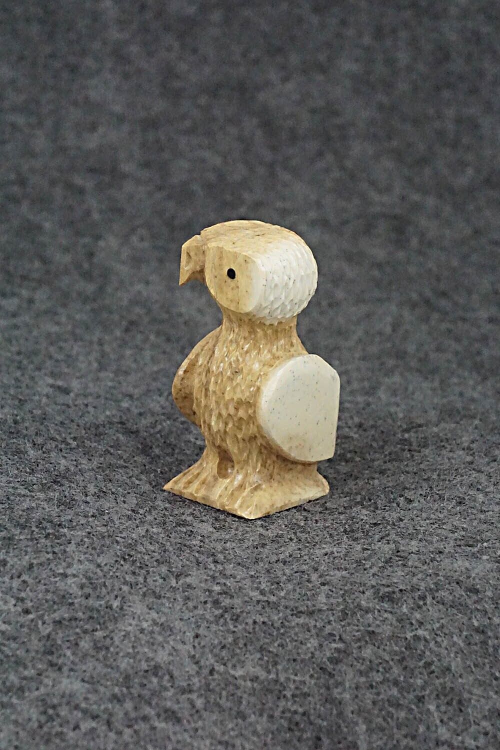 Owl Zuni Fetish Carving - Jesus Espino