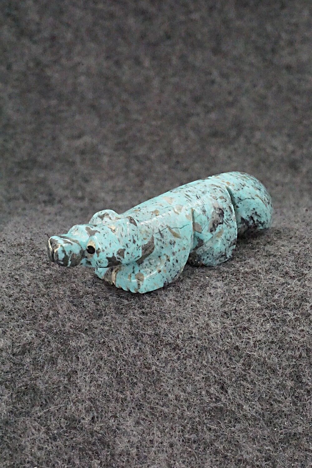 Wolf Zuni Fetish Carving - Reynold Lunasee