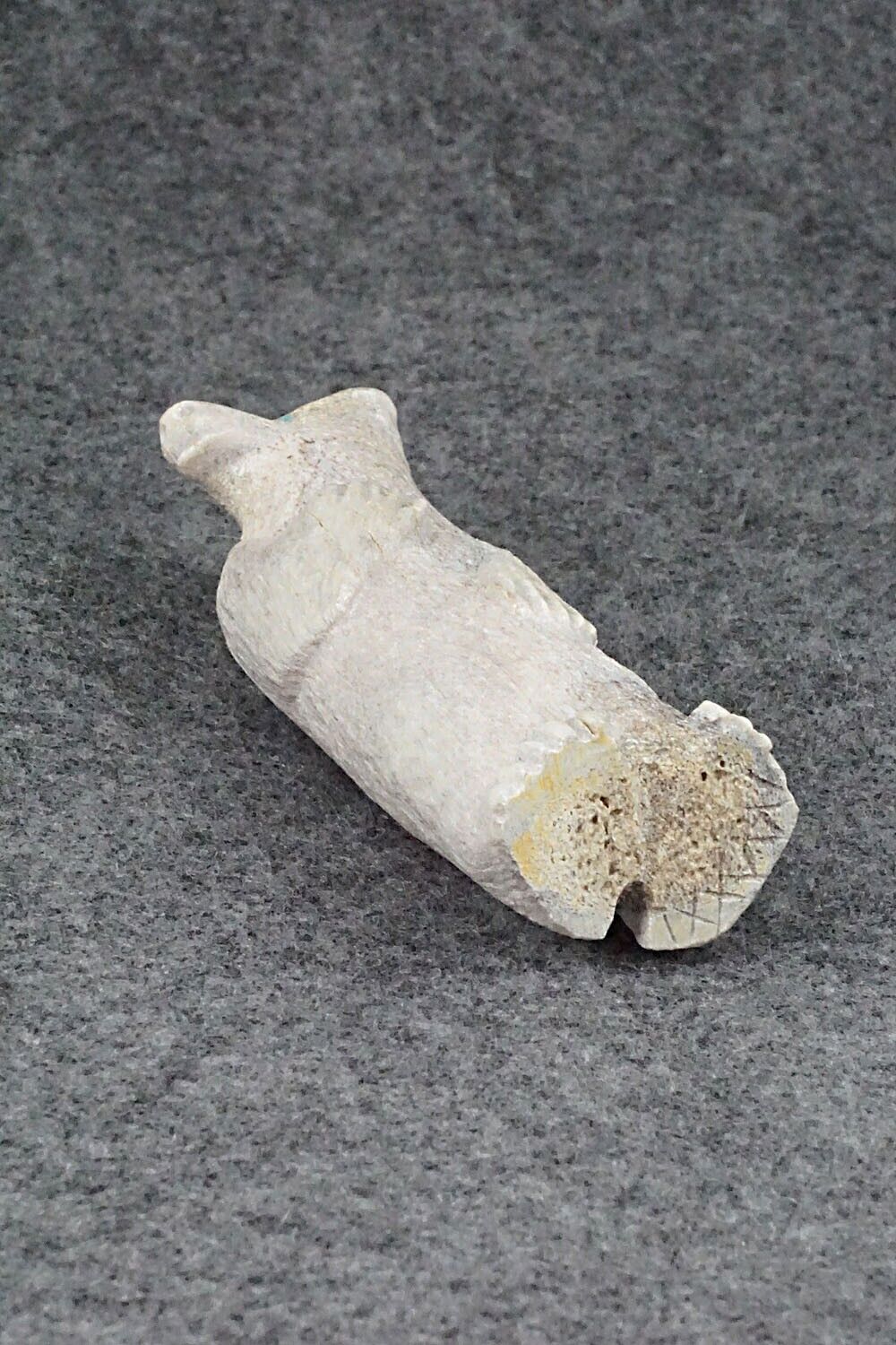 Bear Zuni Fetish Carving - Maxx Laate