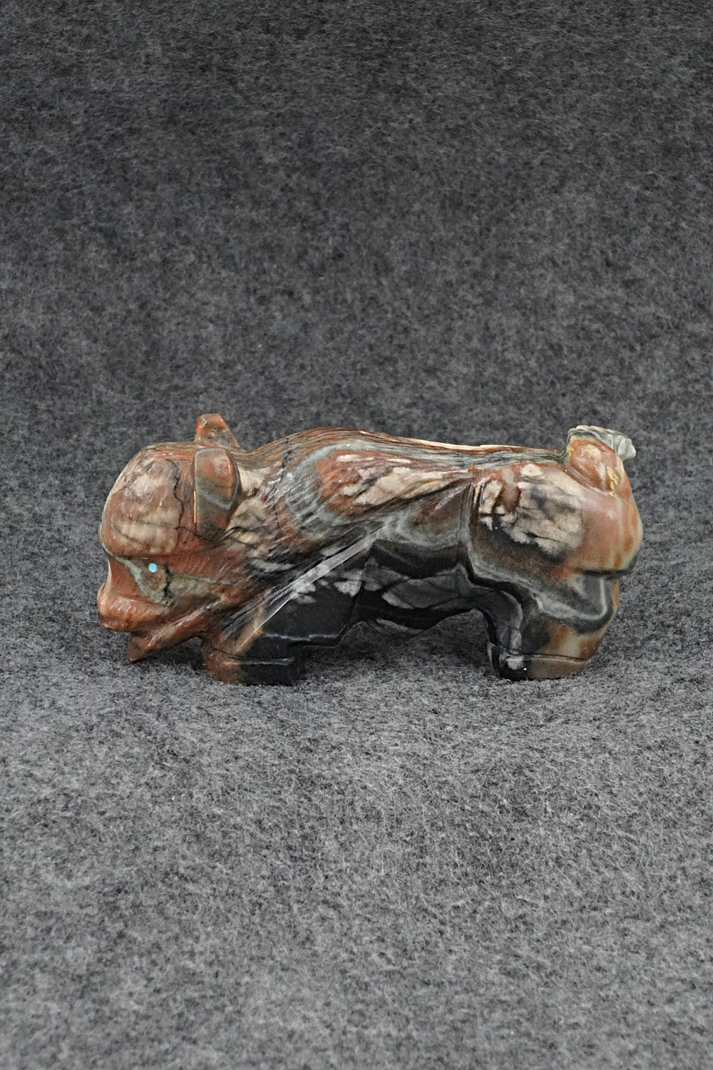 Buffalo Zuni Fetish Carving - Tony Mackel