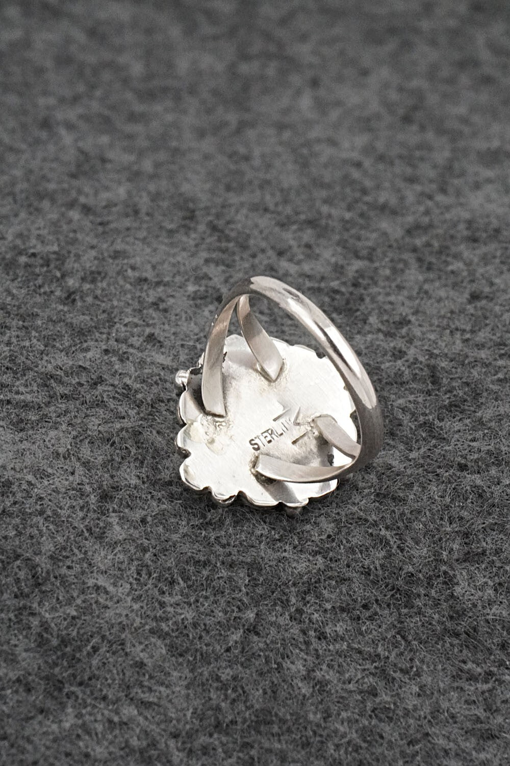 Spiny Oyster & Sterling Silver Ring - Frieda Martinez - Size 6.5