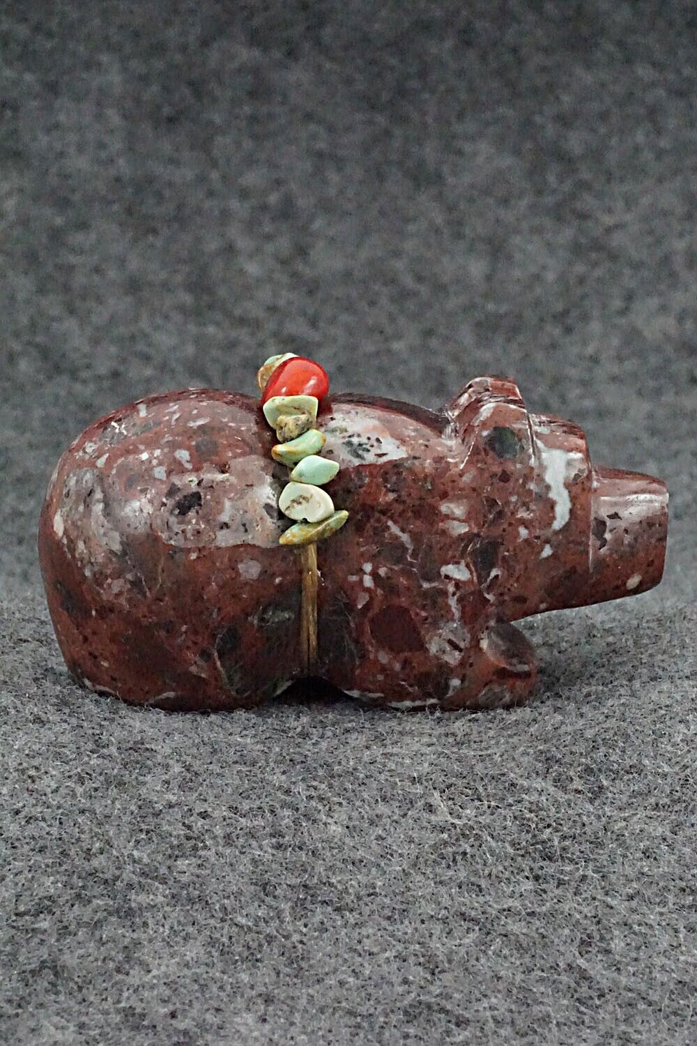 Bear Zuni Fetish Carving - Bernard Laiwakete