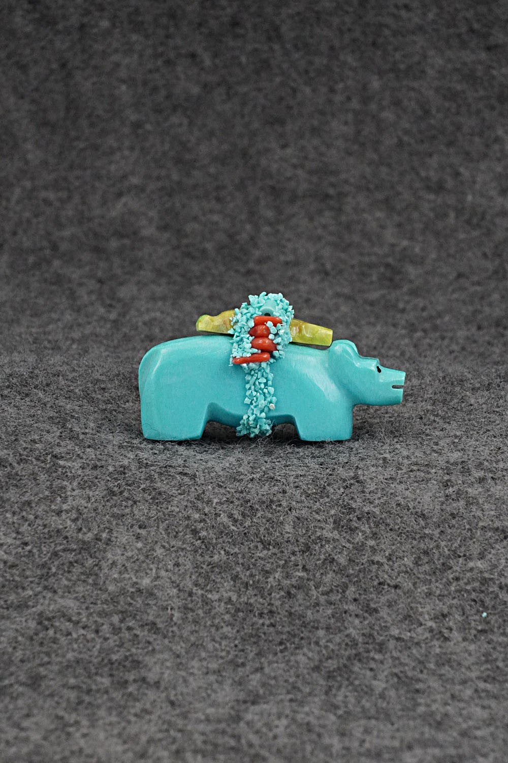 Bear Zuni Fetish Carving - Marvelita Phillips