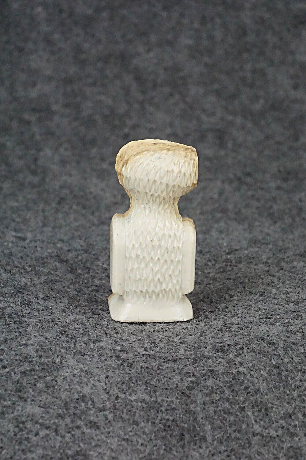 Owl Zuni Fetish Carving - Jesus Espino