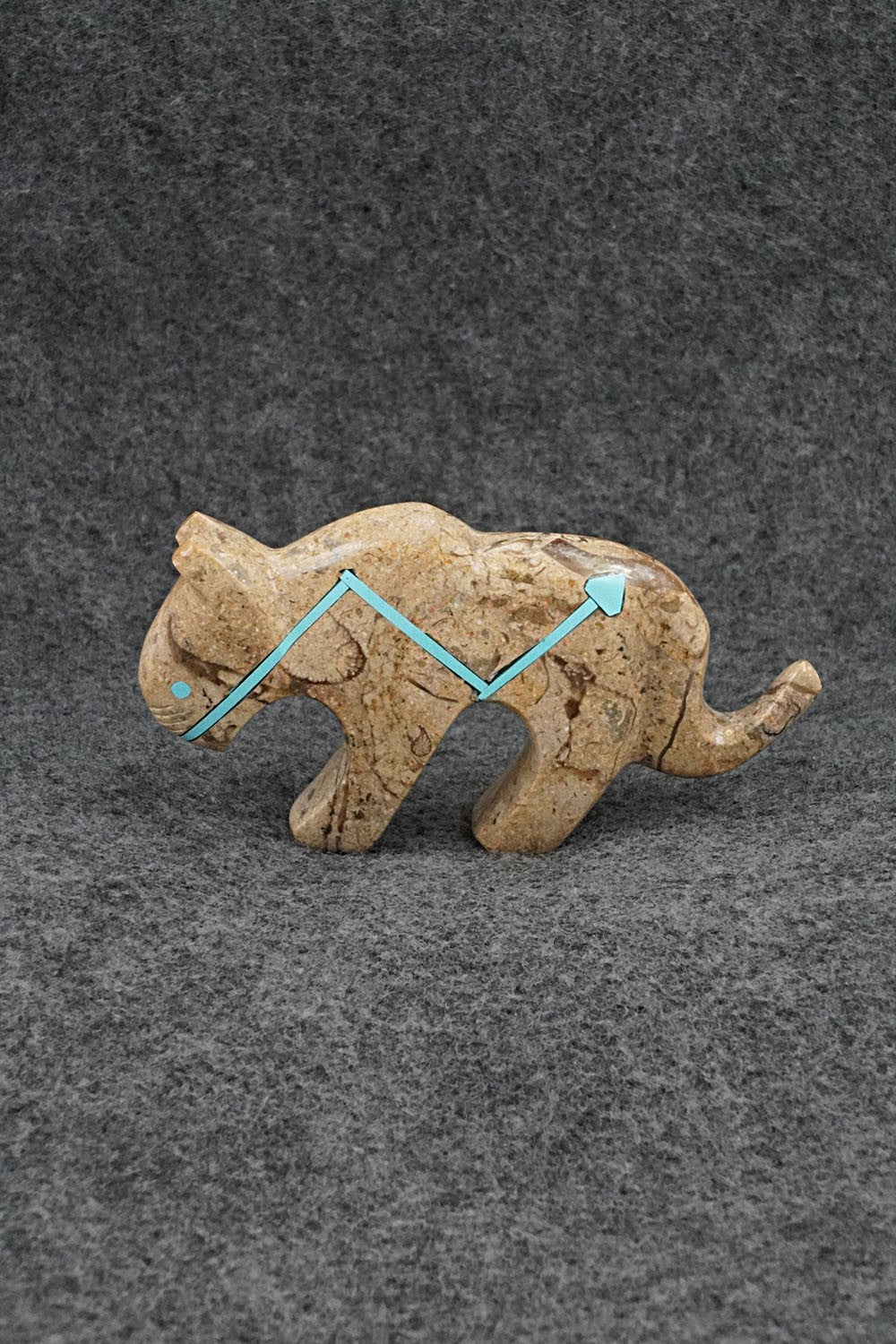 Mountain Lion Zuni Fetish Carving - Kenric Laiwakete