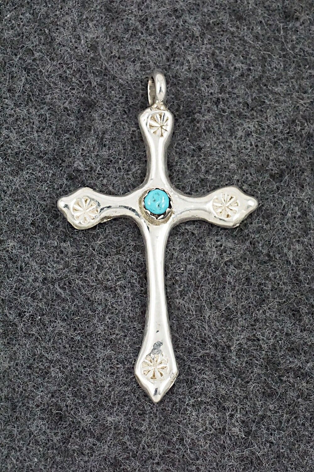 Turquoise & Sterling Silver Pendant - Thomas Johnson