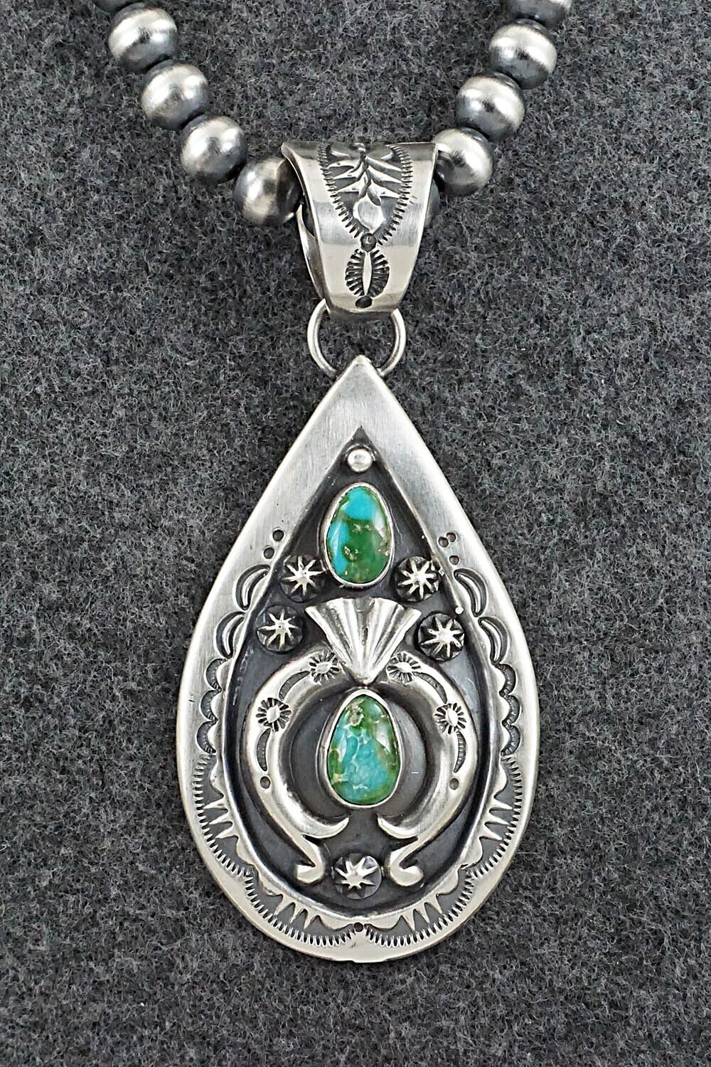 Turquoise & Sterling Silver Necklace - Verley Betone