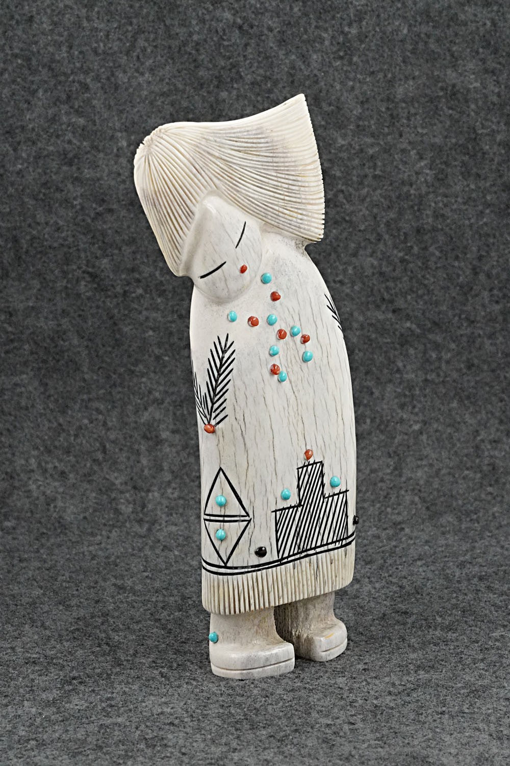 Corn Maiden Zuni Fetish Carving - Claudia Peina