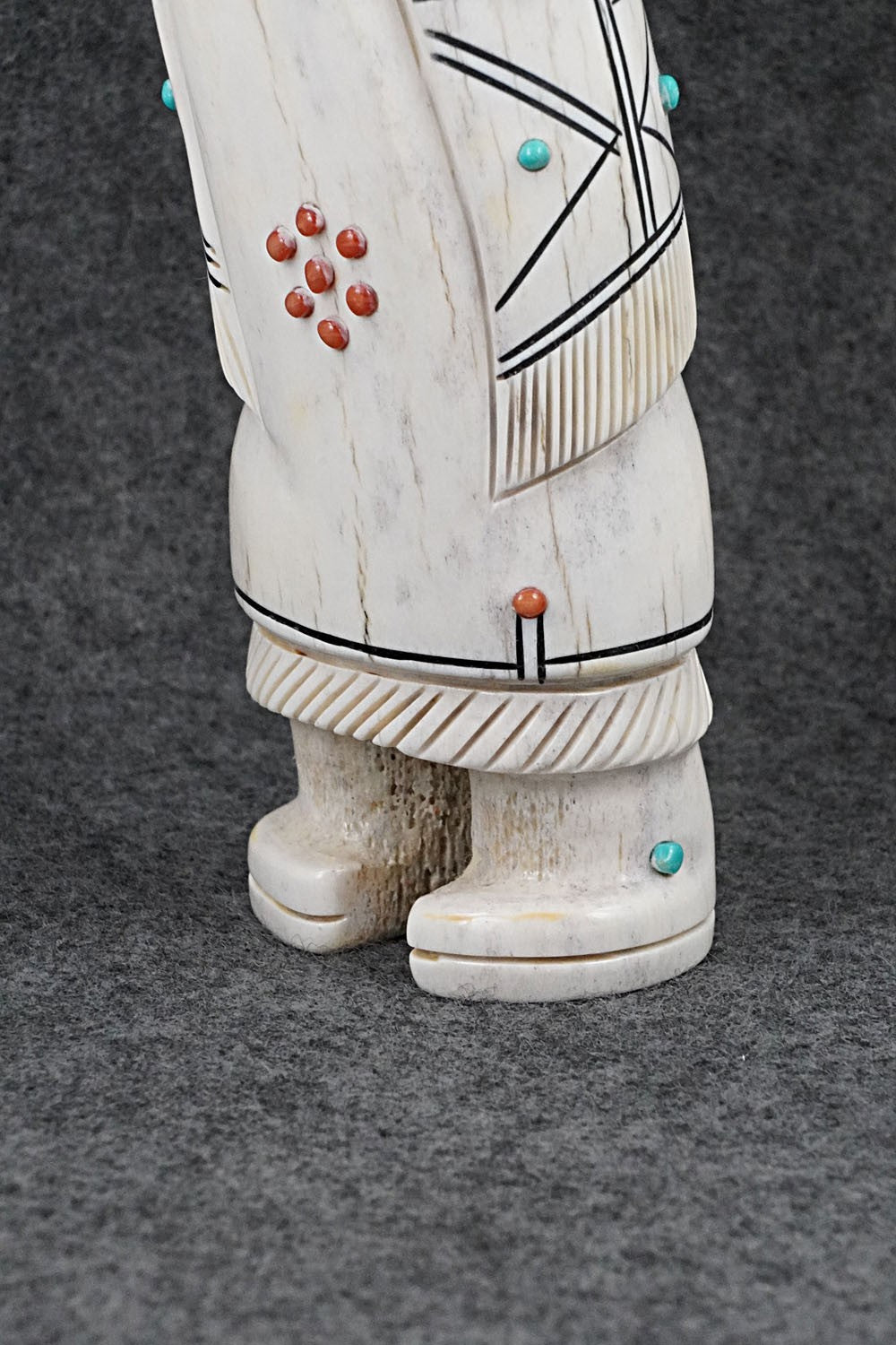 Corn Maiden Zuni Fetish Carving - Claudia Peina