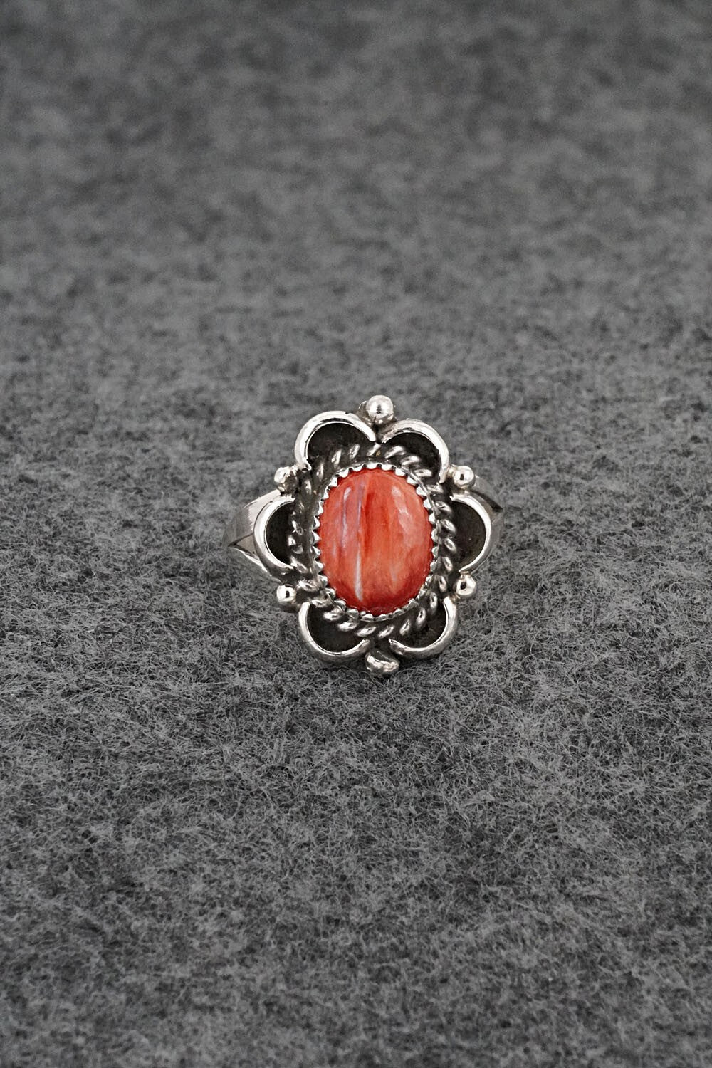 Spiny Oyster & Sterling Silver Ring - Frieda Martinez - Size 7