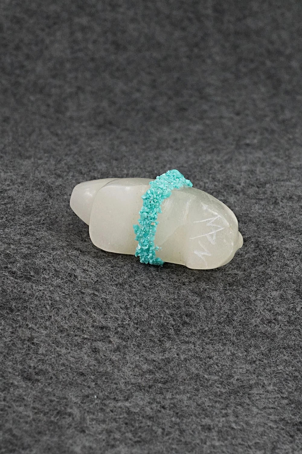 Bear Zuni Fetish Carving - Marveletta Phillips