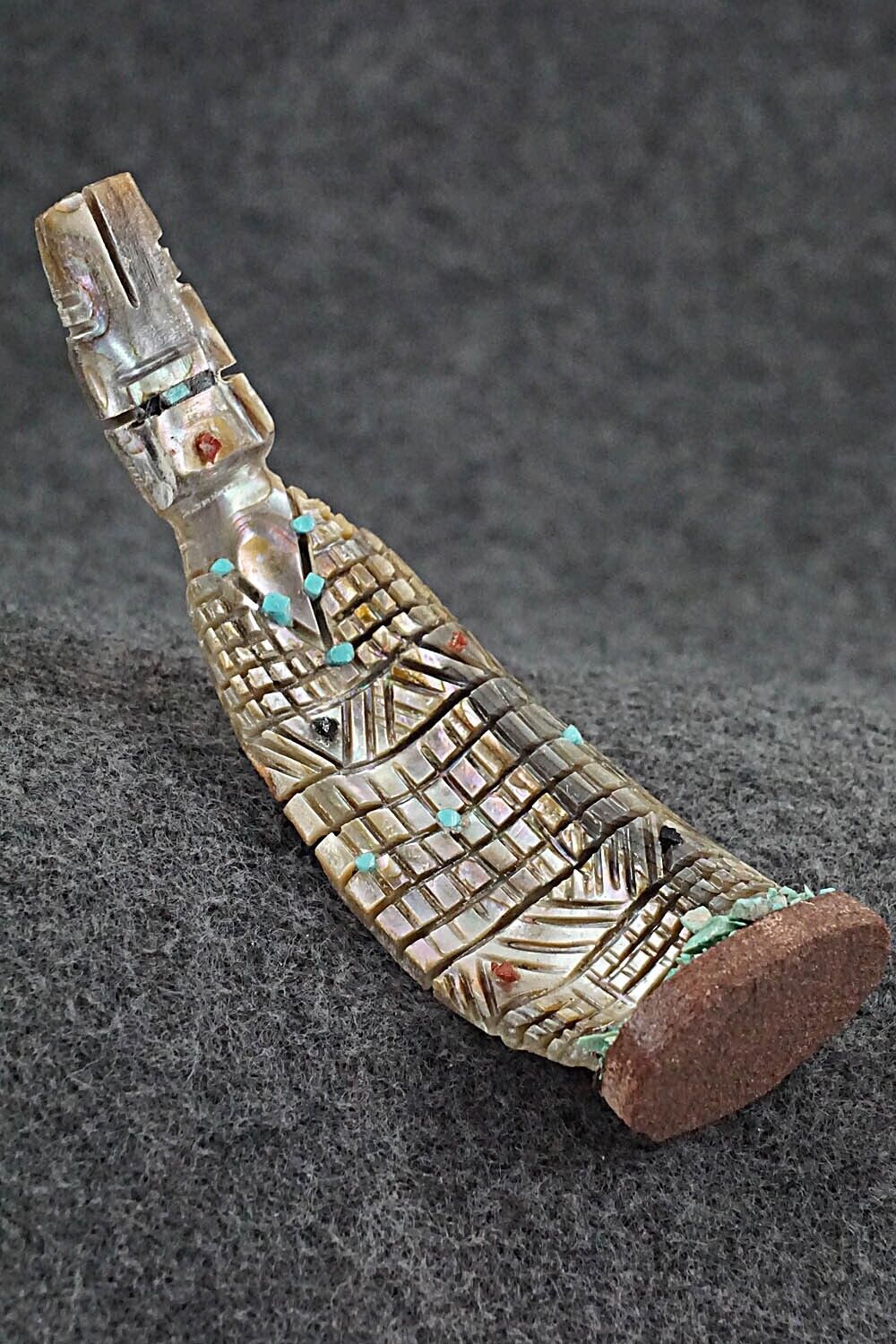 Corn Maiden Zuni Fetish Carving - Carl Etsate